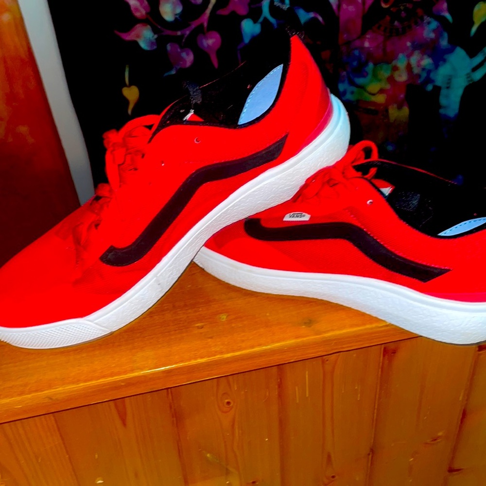 Brand new vans exo ultra ranges size 11-1/2